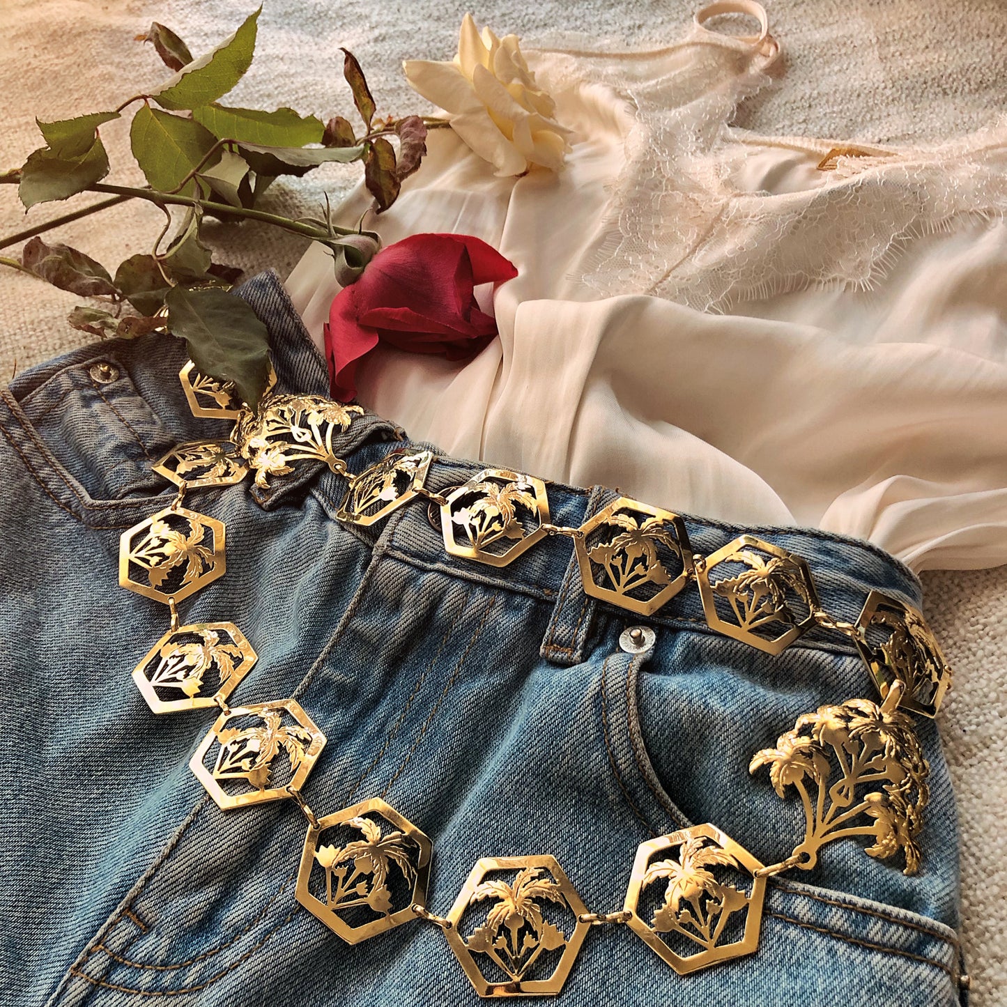 Oasis Chain Belt Gold