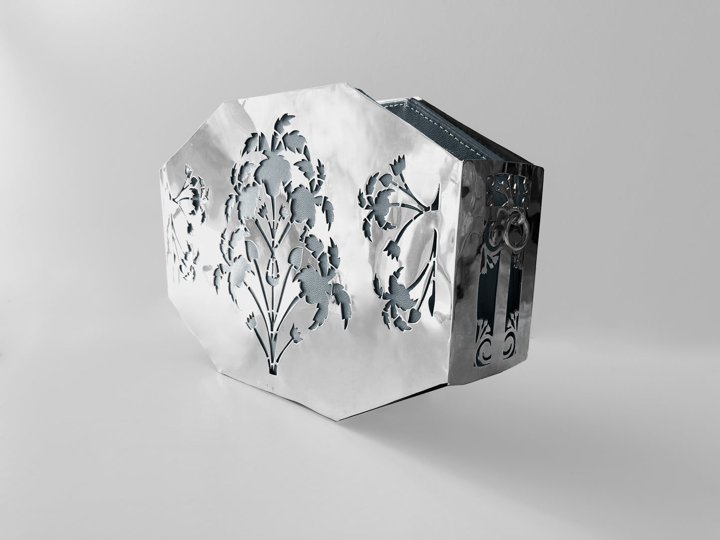 LIZ TAYLOR PALMAGON SILVER