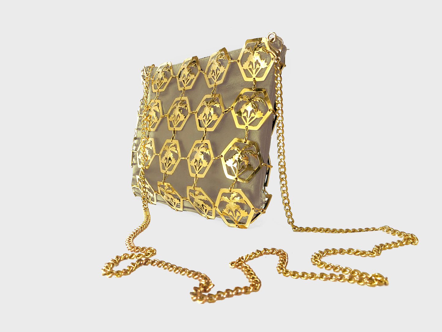 ELVIRA CLUTCH SADAF