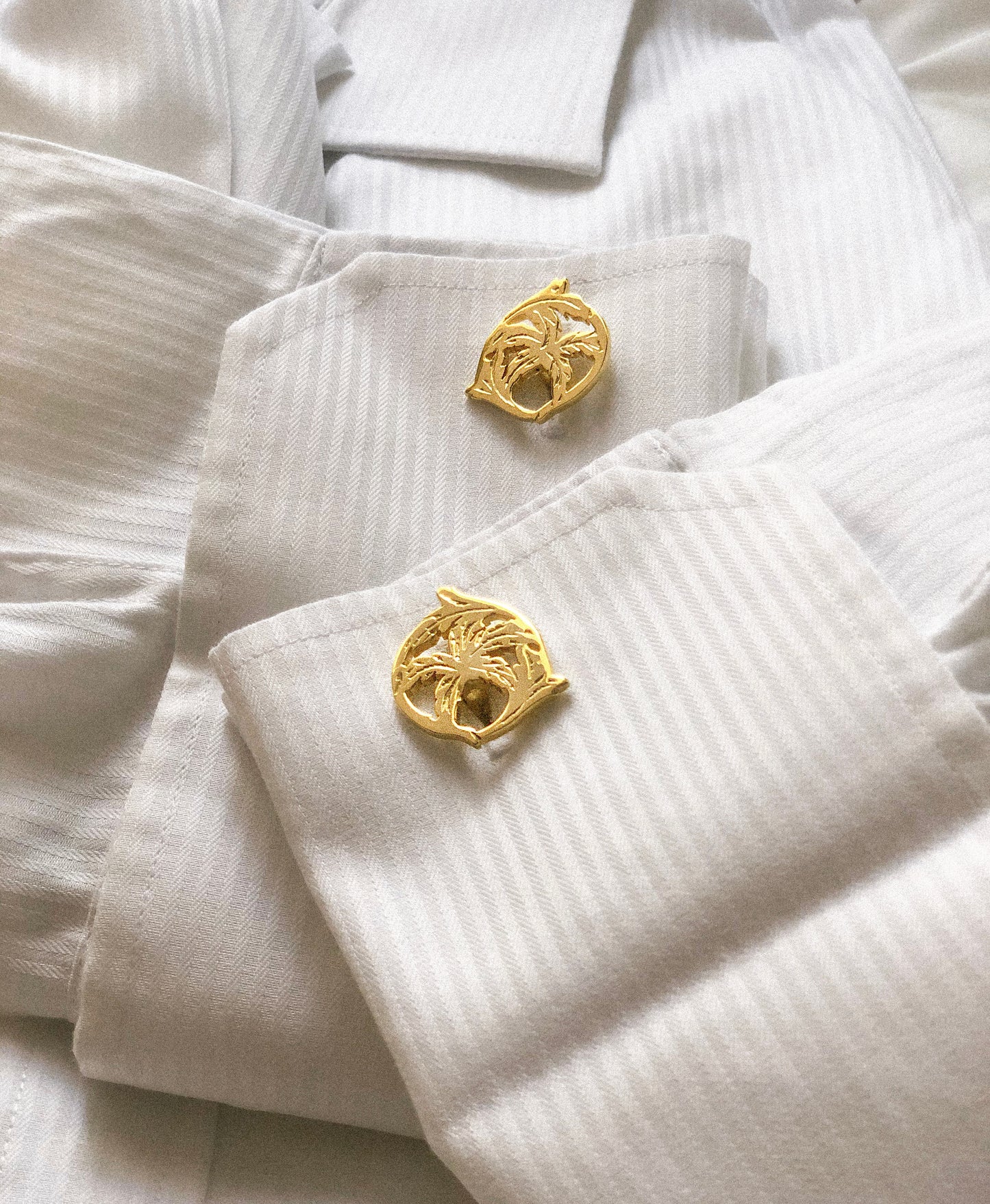 MALIBU CUFFLINKS - GOLD